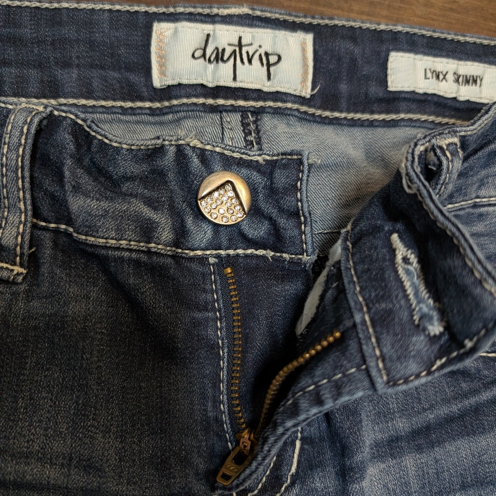 Daytrip Lynx Skinny Jeans Size 29L - Picture 5 of 5